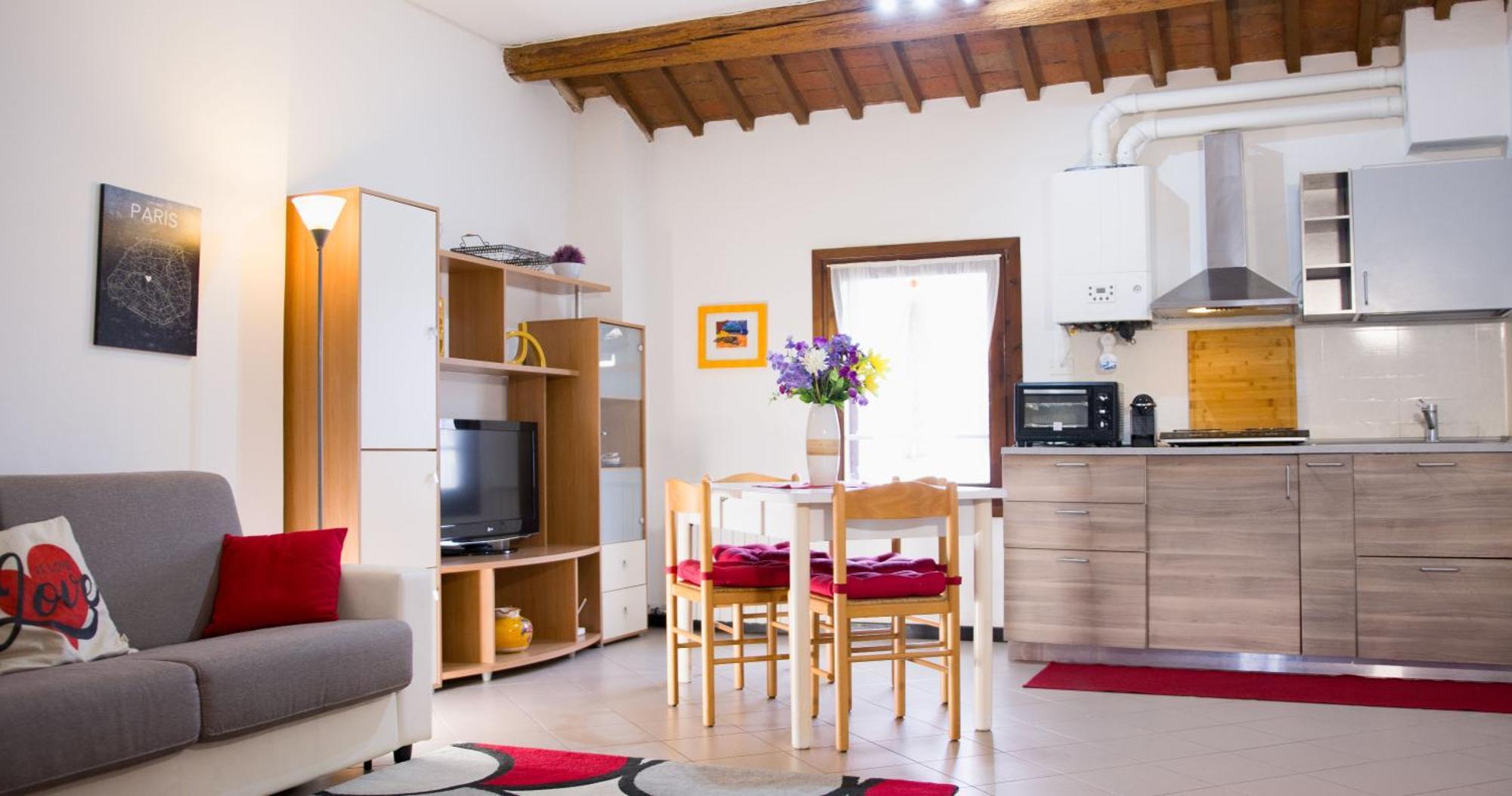 The Comfort Apartment - Le Ca De Boron مونتاغنانا المظهر الخارجي الصورة